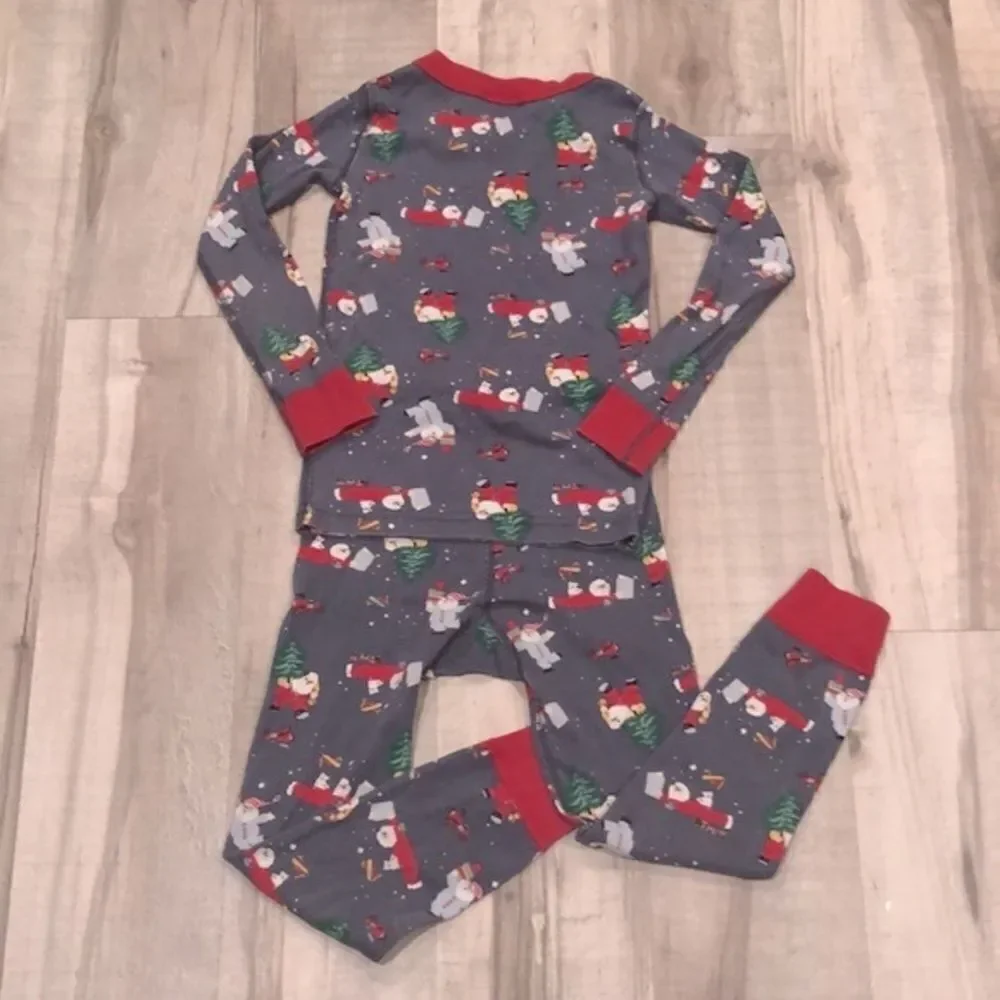 Hanna Andersson Santa Pajamas Organic Pajamas size 5 / 110